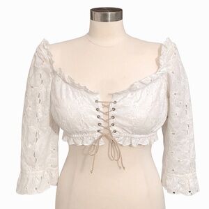 Bebe Cropped Eyelet Tie-Front Shirt Sz Small